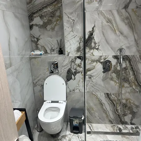 στο δεύτερο όροφο Daire *