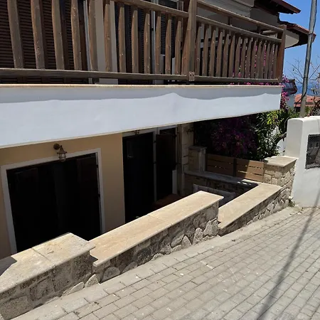 το πέτρινο σπιτι Apartament *