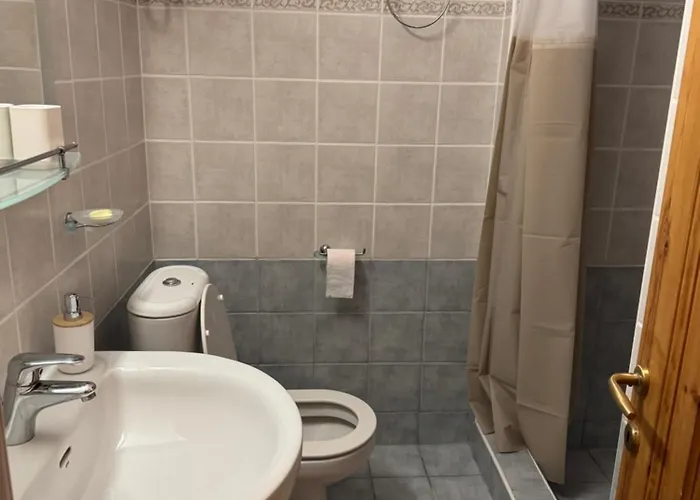 Apartman Το Πέτρινο Σπιτι Políhrono